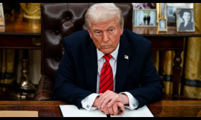 Tramp Hörmüz boğazının blokadasını açıqlayıb 