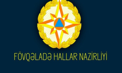 FHN avtomobildə sıxılı vəziyyətdə qalmış şəxsləri xilas edib 