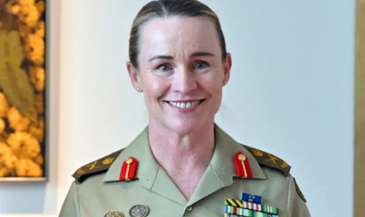 Bu ölkədə qadın ordu komandanı oldu - İlk dəfə