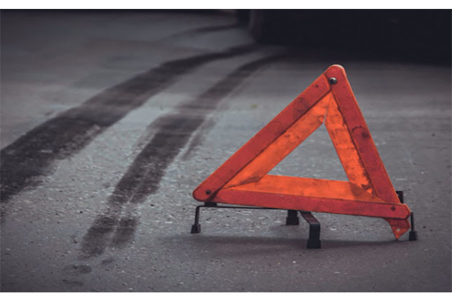 Sərxoş qadın sevgilisinin avtomobilini qaçırdı - Qəza törətdi