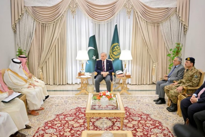 Pakistan Səudiyyədən maliyyə dəstəyi alacaq 