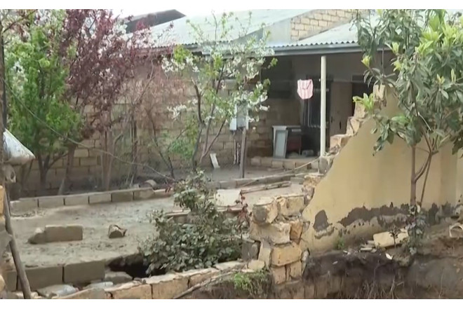 “Nəvələrimlə qalmışıq çöllərdə...” - VİDEO