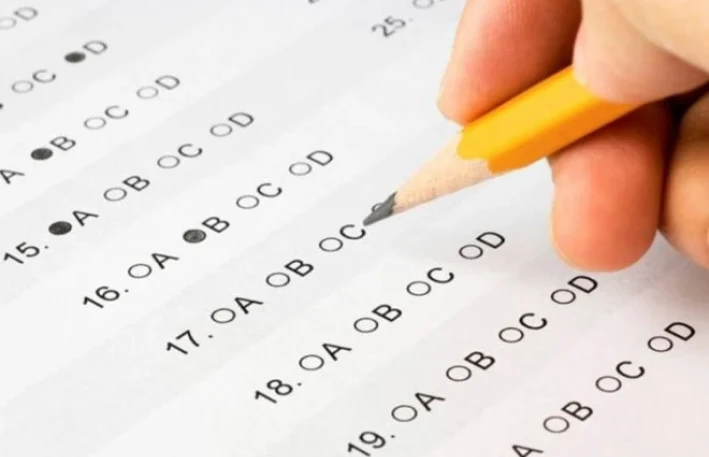 2198 müəllim bu sadə suala cavab verə bilmədi - FOTO