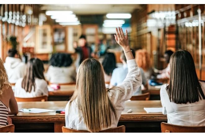 Xaricdə oxumaq istəyənlərin nəzərinə!