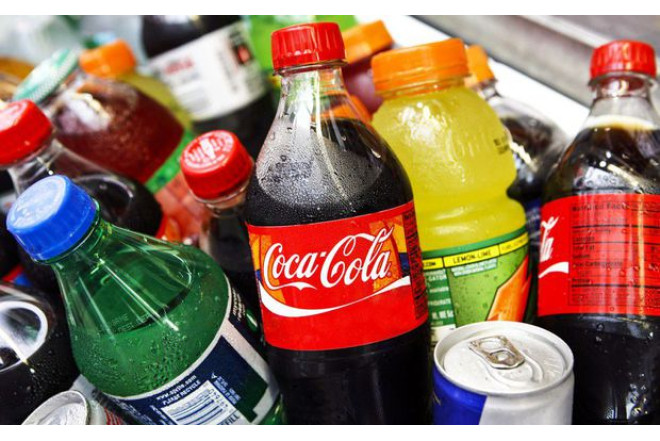 “Coca-Cola” və qazlı içkilər barədə xəbərdarlıq: sağlamlığa ciddi təsirlər