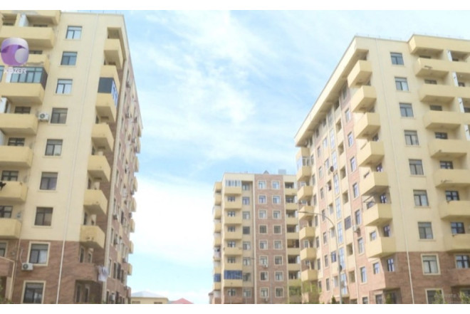 Şəhid ailələri üçün tikilən bina TƏHLÜKƏDƏ - VİDEO