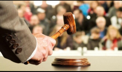 ABŞ-ın Bakıdakı səfirliyi maşınlarını satışa çıxarır 