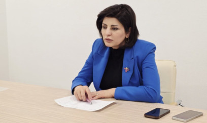 Bacısına vəzifə verməsi və qalmaqallarla gündəm olan direktor xəstəxanaya görün nə alır- 10 min manata