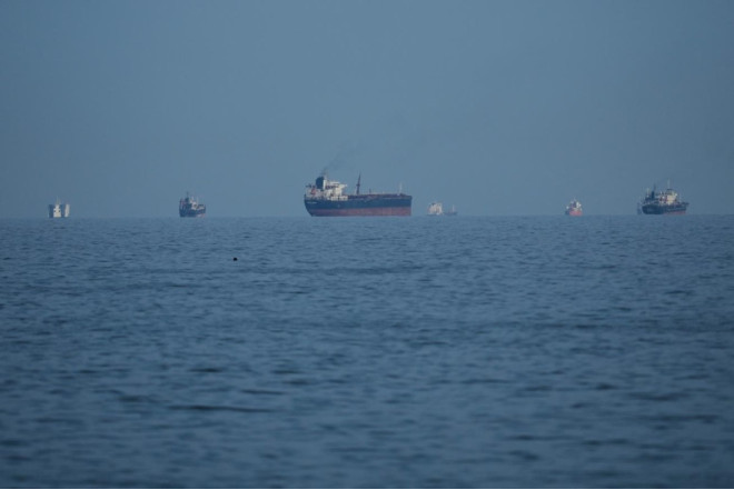 ABŞ Hörmüz boğazındakı minaları təmizləmək üçün dronlardan istifadə edir 