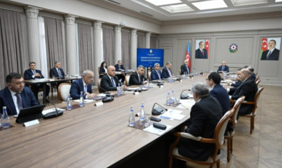 Əli Əsədov yenidən məmurları topladı 