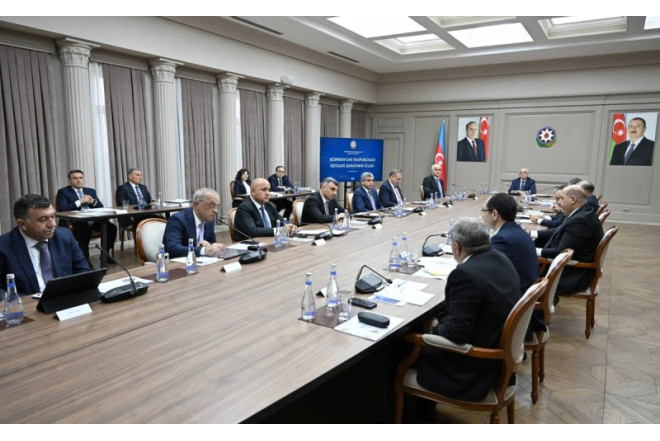 Əli Əsədov yenidən məmurları topladı 