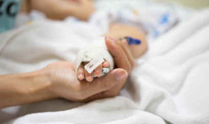 Qaradağda azyaşlı qızdırmadan öldü