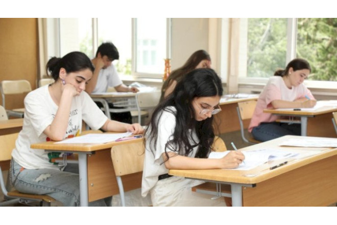 Abituriyentlərin DİQQƏTİNƏ- Keçid balları ARTACAQ?