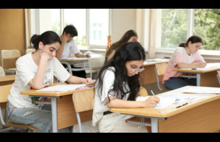 Abituriyentlərin DİQQƏTİNƏ- Keçid balları ARTACAQ?