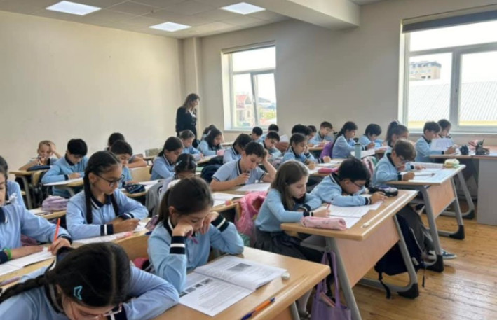 Yaz tətilinin vaxtı dəyişdirildi 