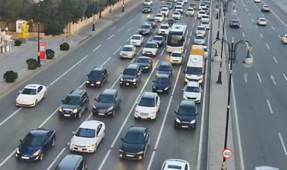 Bakının tıxaclı yolları - SİYAHI 