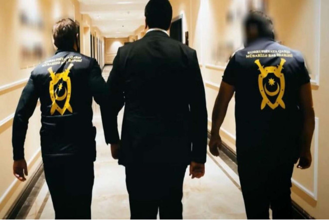 8 vəzifəli şəxs həbs edildi - Aralarında rəislər də var
