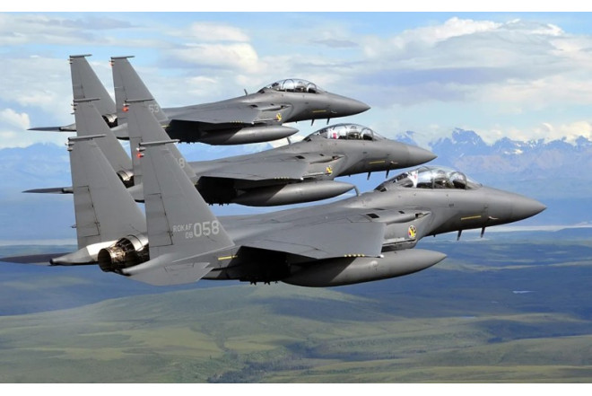 Pilotlar selfi çəkərkən təyyarələr toqquşub - Detallar