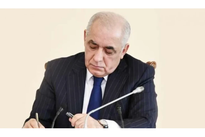 Baş nazir QƏRAR İMZALADI