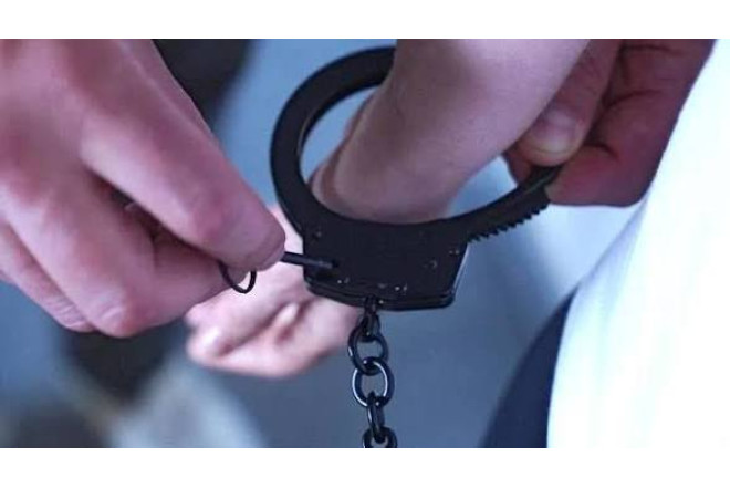 Qonşular arasında dava: Bıçaqlanan var