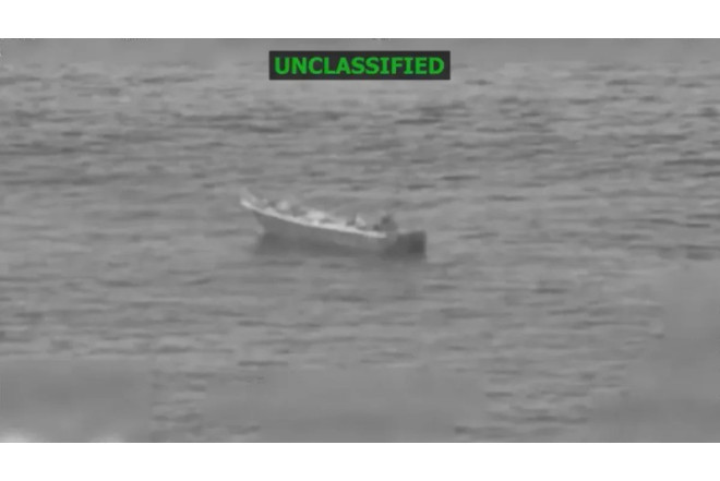 ABŞ ordusu Sakit okeanda katerə zərbələr endirdi 