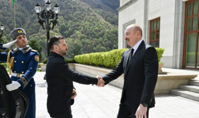 Zelenski Azərbaycanda işgüzar səfərdədir