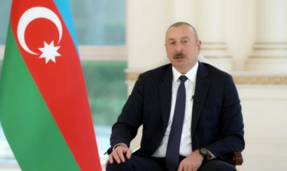 İlham Əliyev: Həm Azərbaycanda, həm də Ukraynada hərbi sənaye kompleksi inkişaf edir 
