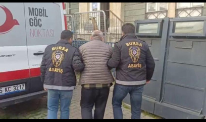 9 əməliyyatla üzünü dəyişdi, 11 il polisdən qaçdı - FOTO
