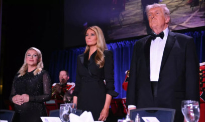 Tramp rəsmi şam yeməyindən təxliyə olundu: Oteldə atəş açan şəxs saxlanıldı - VİDEO