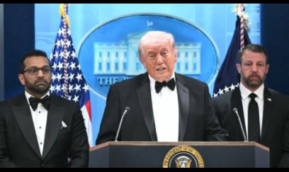 Tramp atışmadan sonra brifinq keçirdi: “Məncə, o, təkbaşına hərəkət edən psixopat idi” - VİDEO