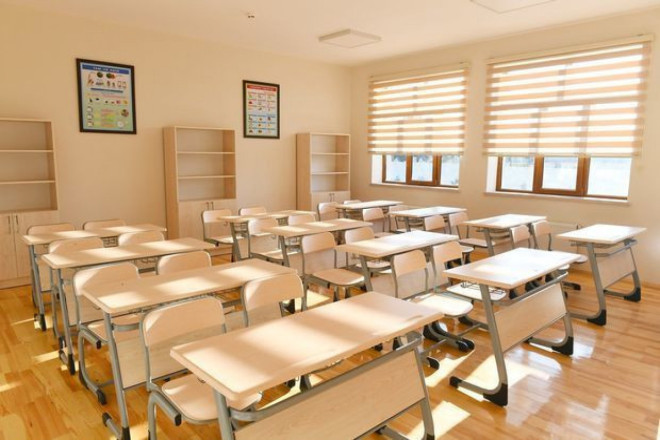 Füzulidə məktəbdə gərginlik: Direktor müəllimi işdən çıxarır-İDDİA