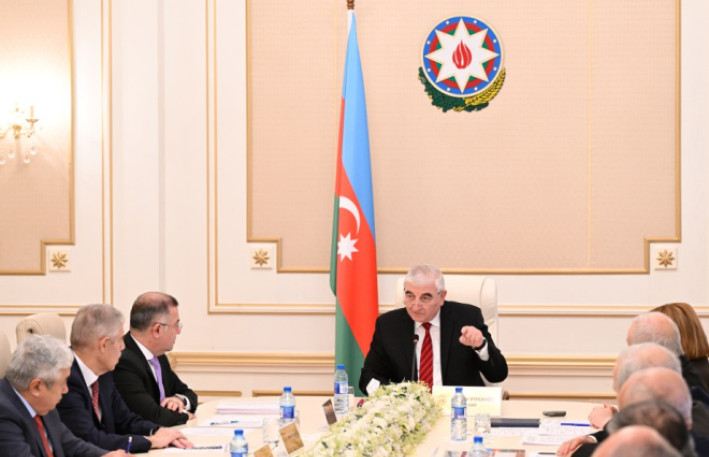 Məzahir Pənahovun yeni komandası nə qədər əmək haqqı alacaq? 