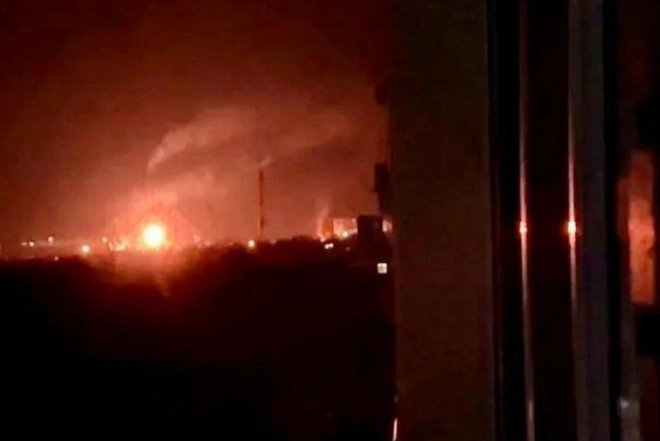 Krasnodarda neft emalı zavodunda dron hücumu sonrası yanğın baş verib