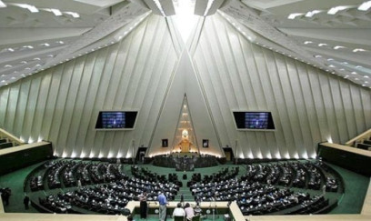 İranda hakimiyyət daxilində gizli güc mübarizəsi ehtimalları var