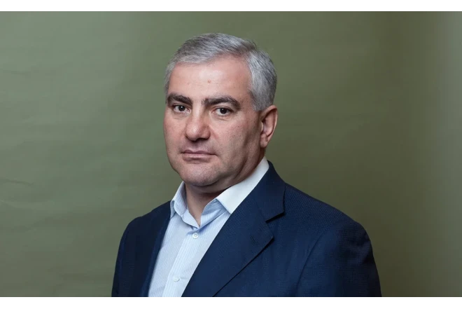 Ermənistanda Karapetyanın partiyasının tərəfdarları rüşvətə görə saxlanıldılar 