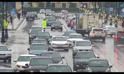 Yağışlı Bakının tıxaclı yolları - SİYAHI