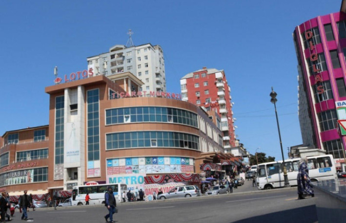 "Lotos" Ticarət Mərkəzi bağlanır? 