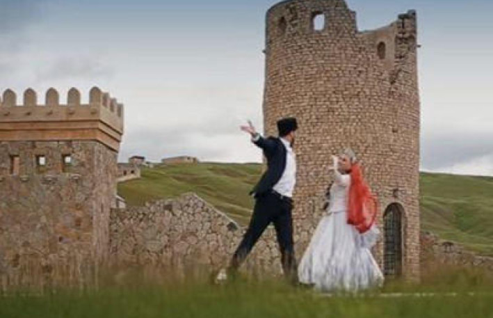 Toylarda “Vağzalı” arxa plana keçir- NİYƏ?