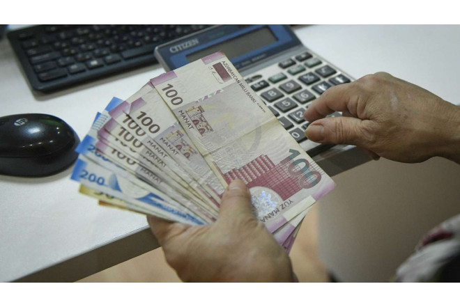 Saatlıq əmək haqqı: Yeni sistem cibimizə necə təsir edəcək?