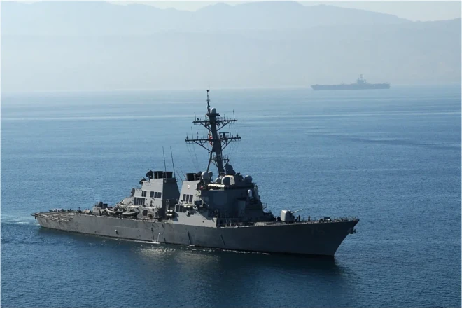 ABŞ-yə məxsus hərbi gəmidə yanğın olub 