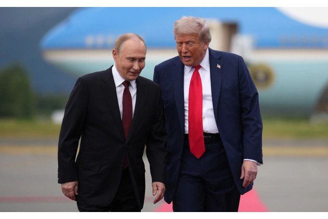 Putin Trampı parada dəvət edib? 