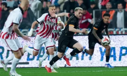 “Qalatasaray” böyük hesabla məğlub olub, “Fənərbaxça” qələbə qazanıb 