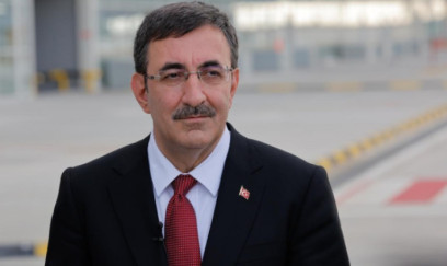 Cevdet Yılmaz İrəvanda səfərdədir 