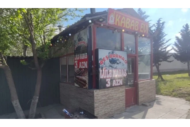 "3 manatlıq kabab" kafesində nöqsanlar aşkar edilib 