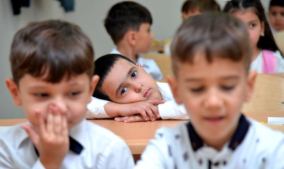 Bir günə 100 minə yaxın uşaq məktəbə qəbul olub