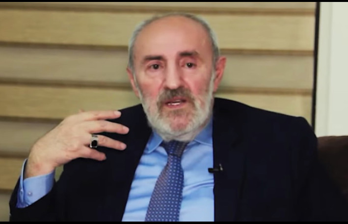 Akif İslamzadənin ürəyinə stent qoyuldu - YENİLƏNİB