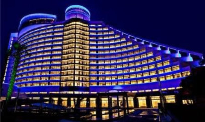 Azərbaycanda məşhur hotel sökülür? - FOTO