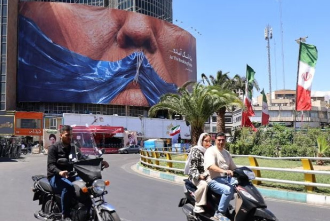 Günün fotosu – Tehranda Trampın ağzını Hörmüzlə yumdular