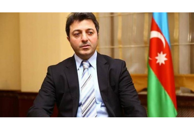 Məscidlərin dağıdılmasına etiraz: keçmişə sərt baxış