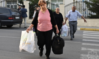 107 ailə doğma Şükürbəyliyə qovuşur